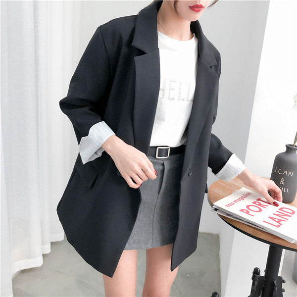 Geaca de dama moderna model retro cu nasturi de culoare neagra