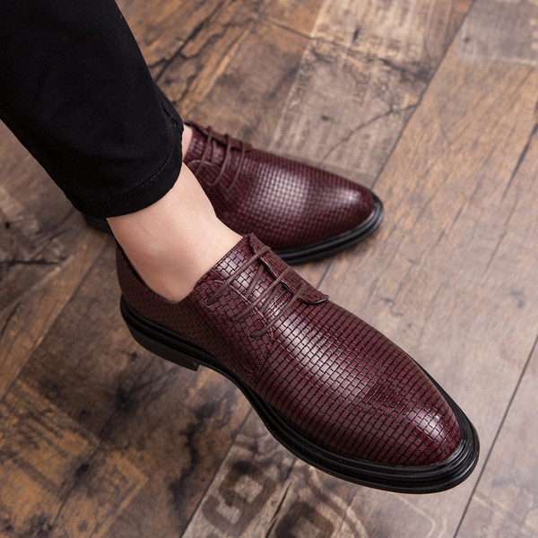 Pantofi barbatesti moderni din piele ecologica cu sireturi in doua culori