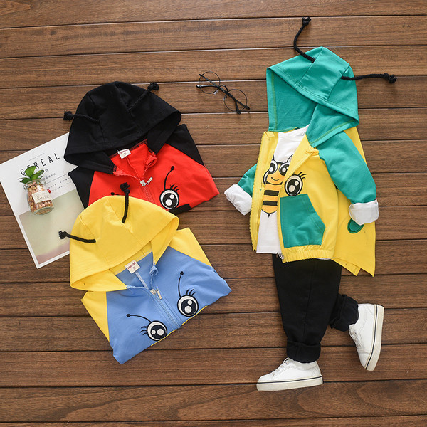 Set pentru copii din trei părți cu element 3D - potrivit pentru fete și băieți