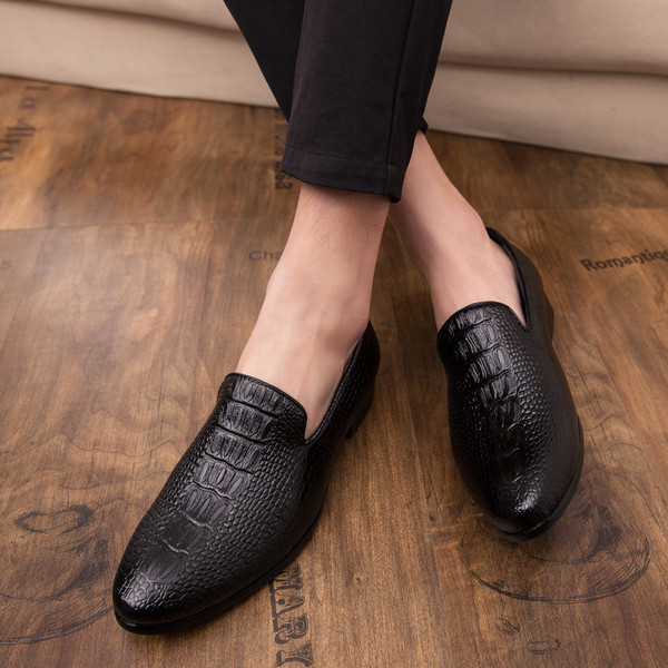 Pantofi barbatesti moderni fara sireturi in mai multe culori