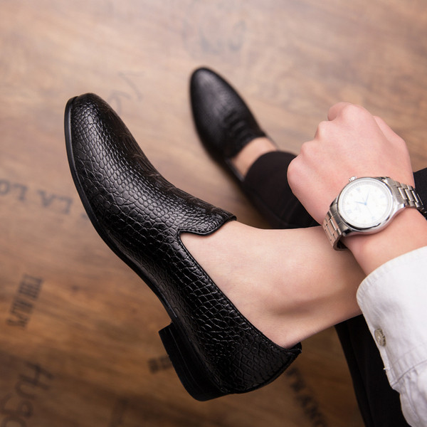 Pantofi barbatesti moderni fara sireturi in mai multe culori