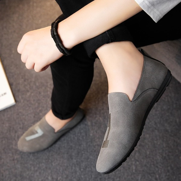 Mocasini casual barbatesti cu broderie in doua culori