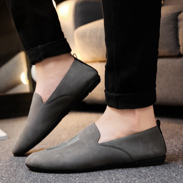 Mocasini casual barbatesti cu broderie in doua culori