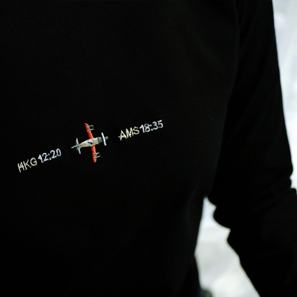 Bluză casual de damă cu guler în formă de O în alb-negru