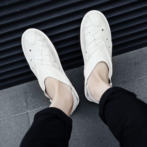 Μοντέρνα καλοκαιρινά ανδρικά μοκασίνια σε τρία χρώματα