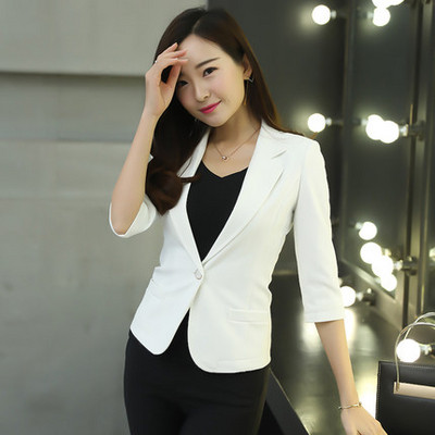 Модерно дамско сако къс модел в черен и бял цвят 