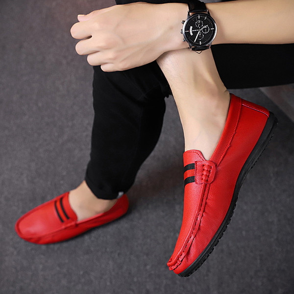  Ανδρικά καθημερινά μοκασίνια σε τρία χρώματα