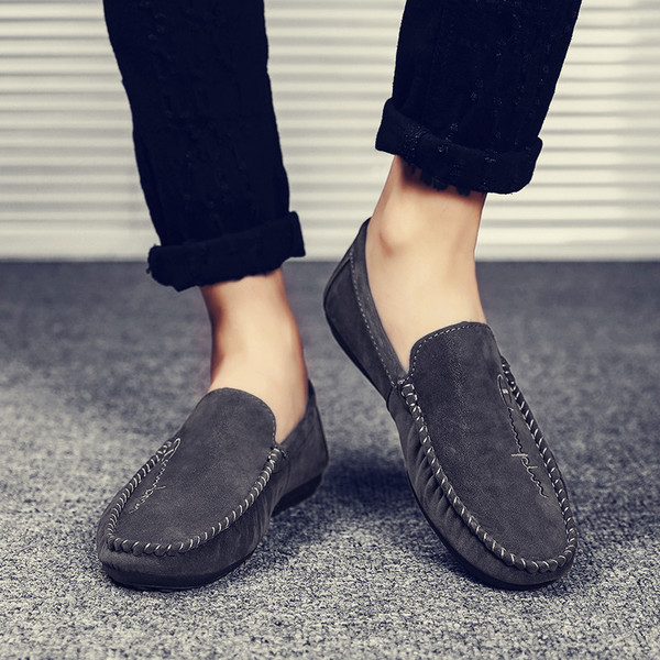 Casual ανδρικά  μοκασίνια με κεντήματα από οικολογικό σουέτ