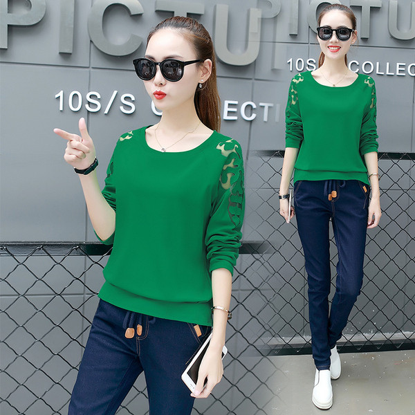 Καθημερινή γυναικεία  μπλούζα  σε διαφορετικά χρώματα