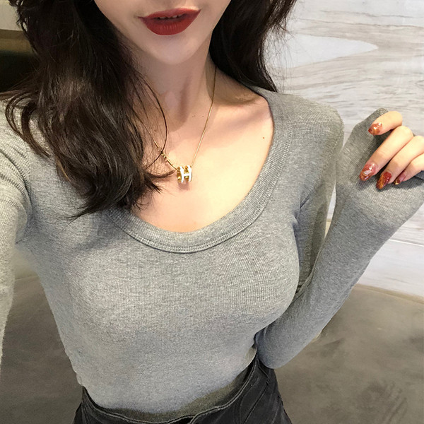 Γυναικεία καθαρισμένη μπλούζα σε τρία χρώματα