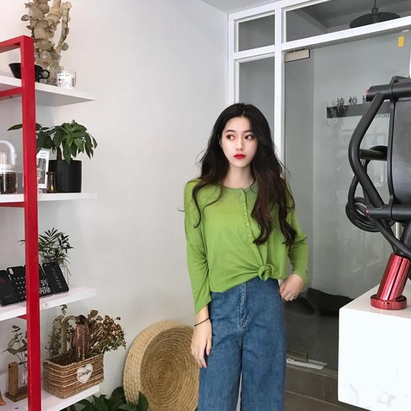 Γυναικεία φαρδιά μπλούζα με κουμπιά σε τρία χρώματα