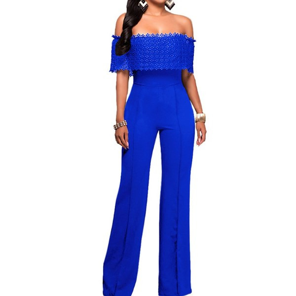 Κομψές γυναικείες φόρμες σε μαύρο, λευκό και μπλέ χρώμα