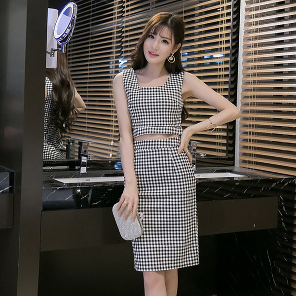 Set de damă în carouri elegant