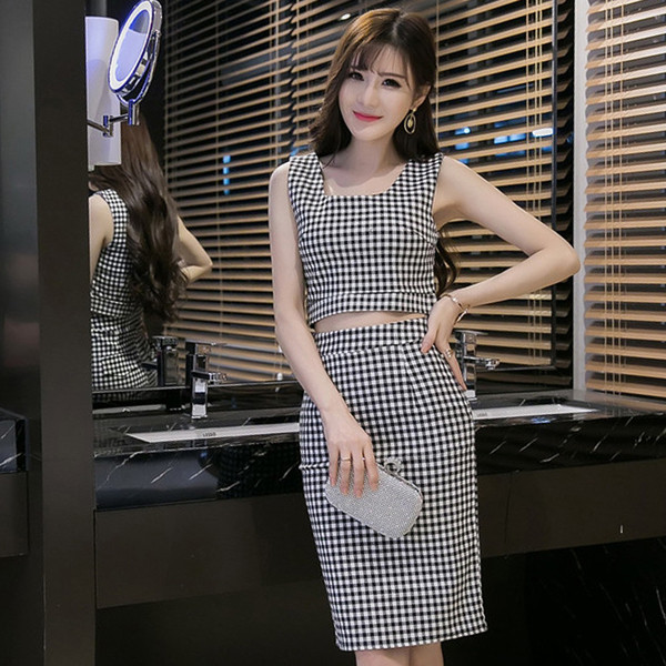 Set de damă în carouri elegant