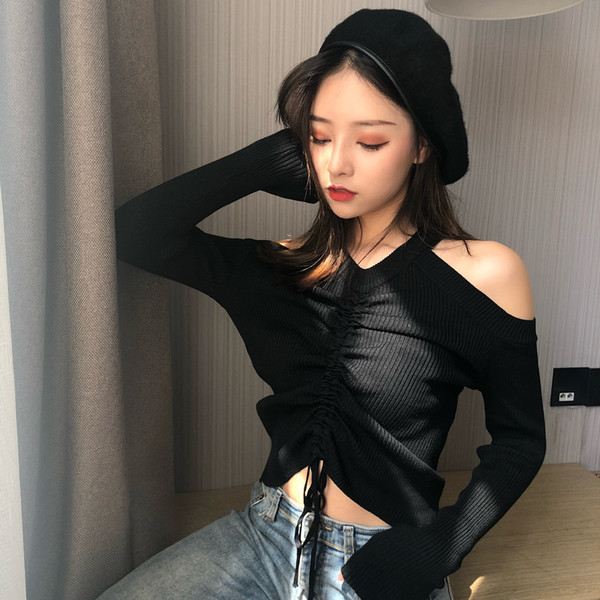 Καθημερινή  γυναικεία μπλούζα με ανοιχτούς ώμους και μπροστινά κορδόνια