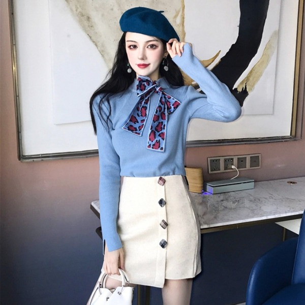 Μοντέρνα γυναικεία μπλούζα σε δύο χρώματα με κορδέλα