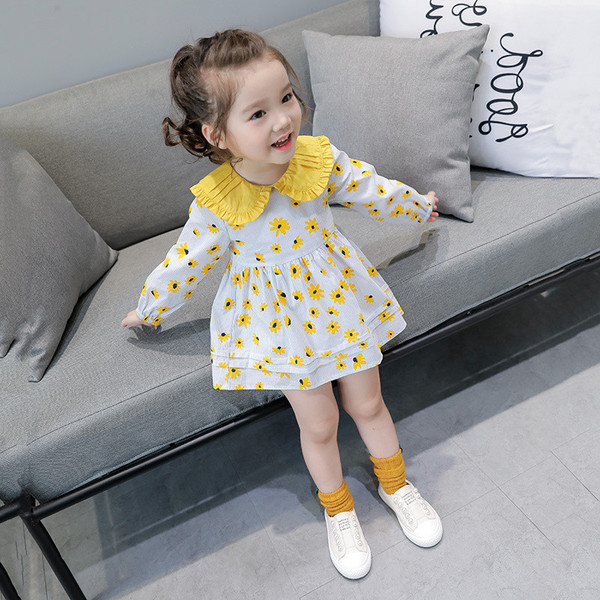 Modern gyerekruha modell hosszú ujjal