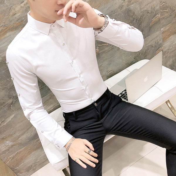 Aktuális férfi ing, ujjain gombos fehér és fekete színben
