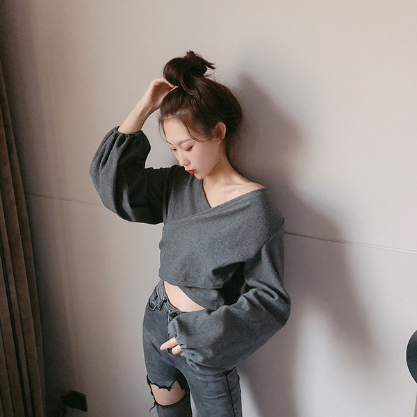 Γυναικεία κοντή μπλούζα με φαρδιά μανίκια