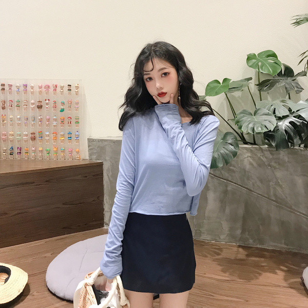 Lezser női rövid blúz fekete és kék színben