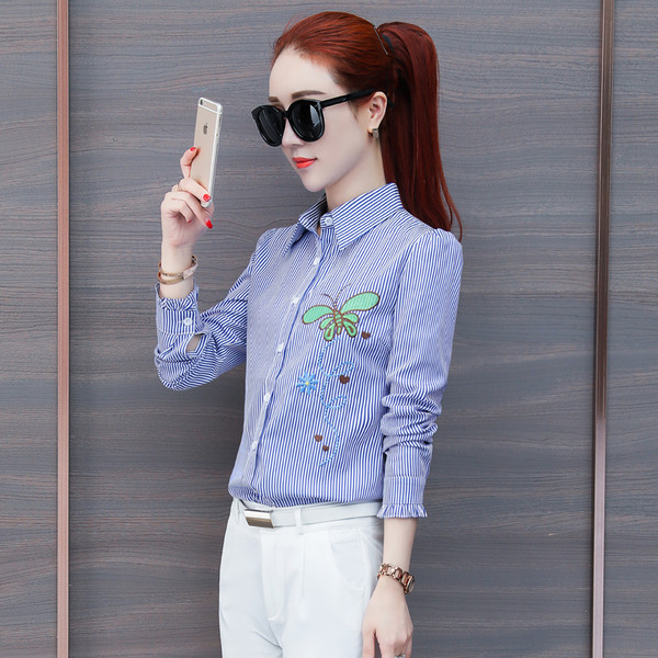 Modern női ing három színben, hímzéssel