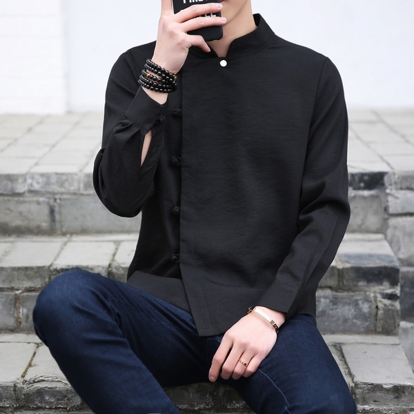 Modern férfi ing oldalsó rögzítéssel és O-nyakú fehér és fekete színben