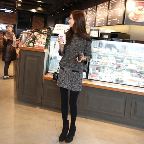 Modern női szett szürke színben