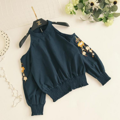 Modern női blúz csupasz váll és hímzés több színben