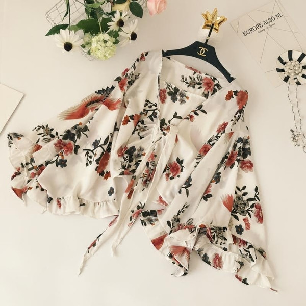 Γυναικεία Μπλούζα με Floral Patterns Λιτό μανίκι και V-λαιμό