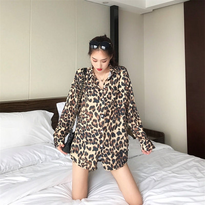 Leopárdmintás, lezser női ing, két színben