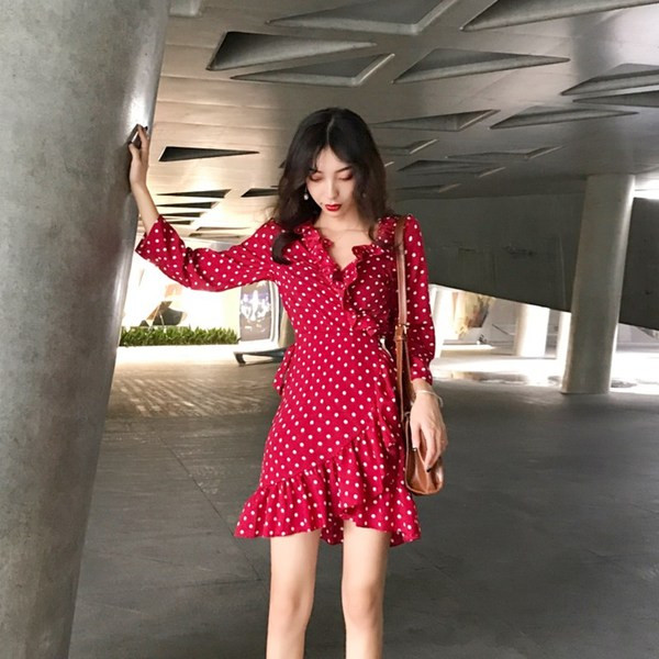 Lezser női ruha pöttyökkel két színben