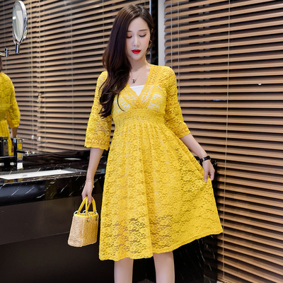 Μοντέρνο γυναικείο φόρεμα δαντελένιο με μανίκι 3/4 σε διάφορα χρώματα