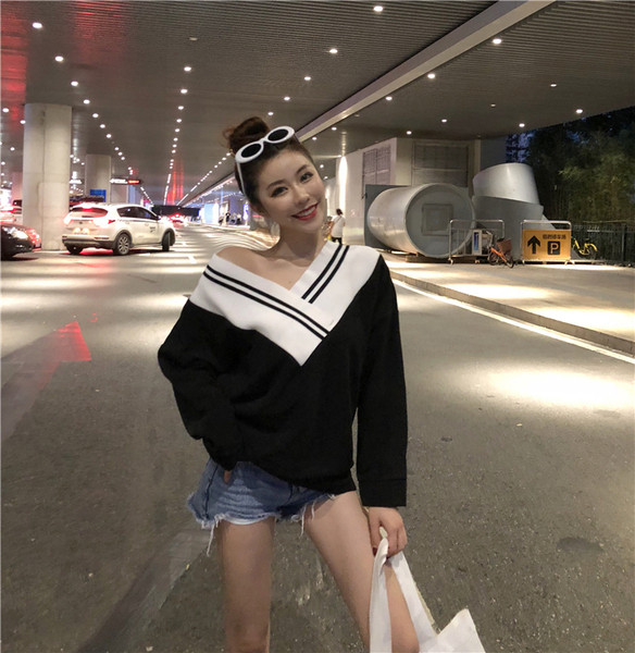 Divatos női blúz három színben széles modellben