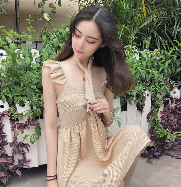 Alkalmi női ruha pántokkal, két színben