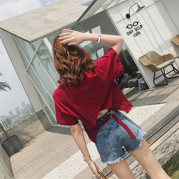 Μοντέρνα γυναικεία μπλουζάκια με ανοικτή πλάτη σε διάφορα χρώματα