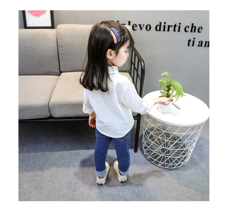 Fehér színű, hosszú ujjú, hímzéssel ellátott gyereking lányoknak