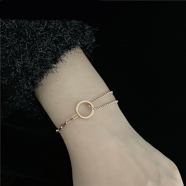 Finom női karkötő két színben