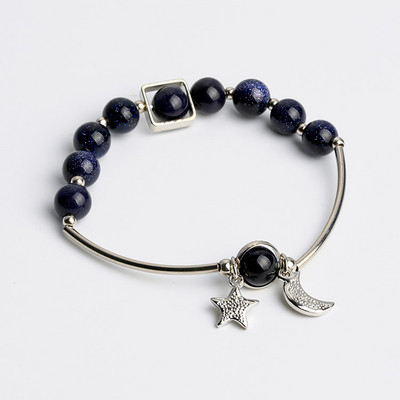 Дамска гривна в сребрист цвят с висулка и мъниста