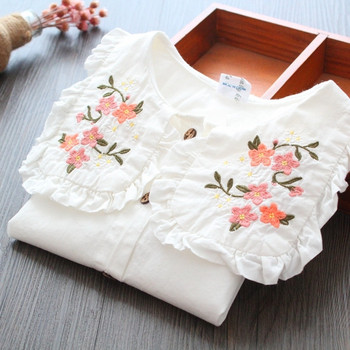 Модерна детска риза за момичета с бродерия в бял цвят