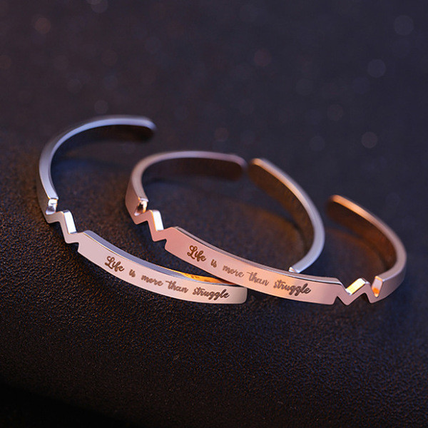 Női karkötő két színben, felirattal