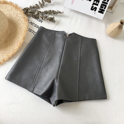 Стилни дамски къси панталони от еко кожа в три цвята