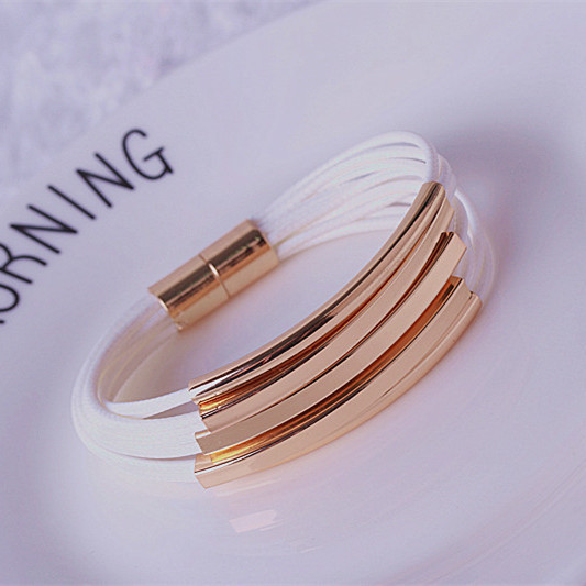 Κομψό γυναικείο βραχιόλι από δέρμα Eko σε τρία χρώματα