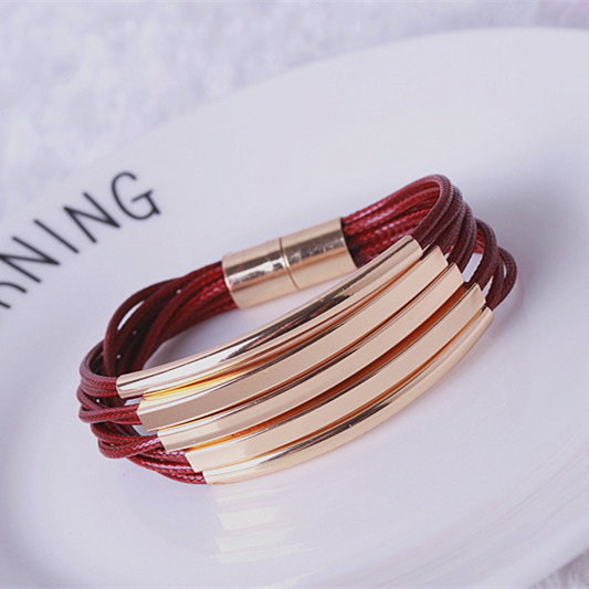 Κομψό γυναικείο βραχιόλι από δέρμα Eko σε τρία χρώματα