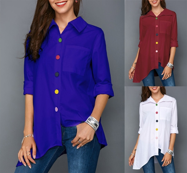 Aszimmetrikus női ing fehér, piros és kék színes gombokkal