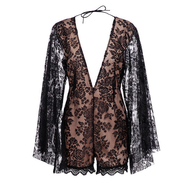 Modern női rövid jumpsuit csipkével és széles ujjú fekete és piros színben