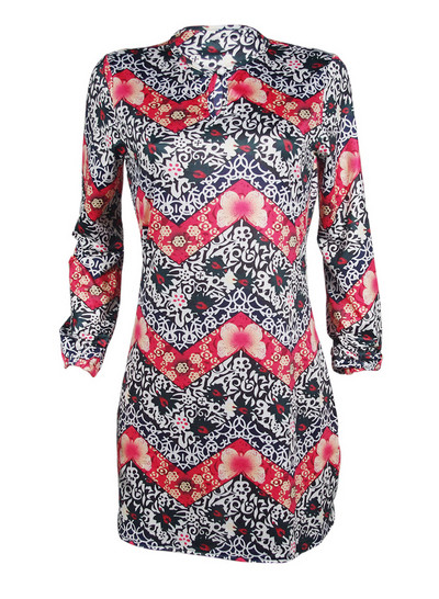 Modern női ruha hosszú ujjal, virágos motívumokkal