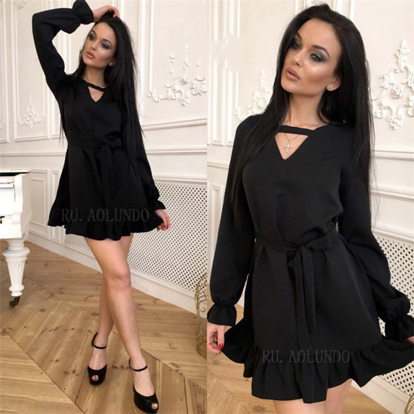 Stílusos női ruha V-nyakkal, három színben