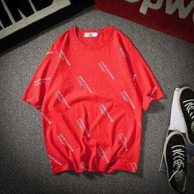 Ανδρικό καθημερινό μπλουζάκι σε κόκκινο και μαύρο χρώμα