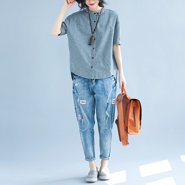 Alkalmi női csíkos ing aszimmetrikus mintával