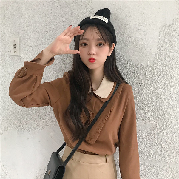 Modern női ing gallérral és hosszú ujjal